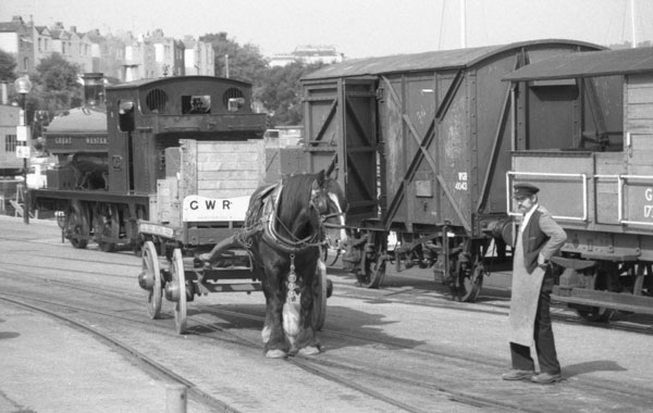 GWR 813